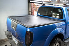 Load image into Gallery viewer, Nissan Navara (2005-2014) D40 Lockable Roller Ute Tray Cover
