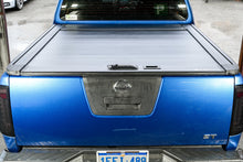 Load image into Gallery viewer, Nissan Navara (2005-2014) D40 Lockable Roller Ute Tray Cover