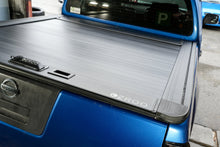 Load image into Gallery viewer, Nissan Navara (2005-2014) D40 Lockable Roller Ute Tray Cover