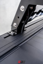 Load image into Gallery viewer, ISUZU D-Max (2021-2025) Lockable Roller Ute Tray Cover