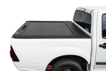 Load image into Gallery viewer, Isuzu D-max (2012-2019) Lockable Roller Ute Tray Cover