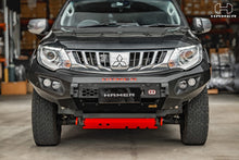 Load image into Gallery viewer, Mitsubishi Triton (2015-2018) Hamer 4x4 King series bull bar for MQ