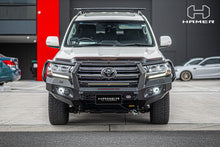 Load image into Gallery viewer, Toyota LandCruiser (2015-2021) Hamer 4x4 King series Plus bull bar for 200 Series