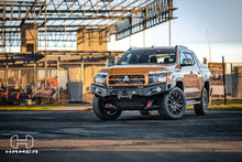 Load image into Gallery viewer, Mitsubishi Triton (2024-Present) Hamer 4x4 King series bull bar for MV
