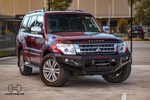 Load image into Gallery viewer, Mitsubishi Pajero (2006 to 2021) Hamer King Series Bull Bar