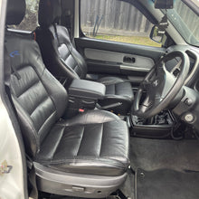 Load image into Gallery viewer, MN and ML Triton Seat Adapter Kit