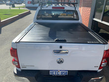Load image into Gallery viewer, Isuzu D-max (2012-2019) Lockable Roller Ute Tray Cover