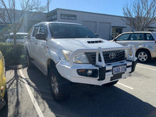 Load image into Gallery viewer, Toyota Hilux (2005-2015) KUN Commercial Bullbar