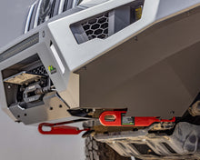 Load image into Gallery viewer, Toyota Prado 150 Series (17-24) Ironman Raid Bull Bar
