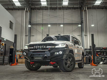 Load image into Gallery viewer, Toyota LandCruiser (2021-Present) Hamer 4x4 King series bull bar for 300 Series
