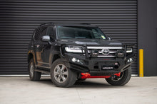 Load image into Gallery viewer, Toyota LandCruiser (2021-Present) Hamer 4x4 King series Plus bull bar for 300 Series
