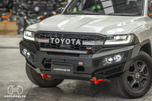 Load image into Gallery viewer, Toyota LandCruiser (2021-Present) Hamer 4x4 King series bull bar for 300 Series
