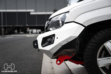 Load image into Gallery viewer, Volkswagen Amarok (2010-2022) Hamer 4x4 King Series Bullbar
