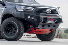 Load image into Gallery viewer, Toyota Hilux (2024-2025) N80 GUN Hamer 4x4 King series bull bar
