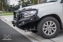 Load image into Gallery viewer, Toyota LandCruiser (2015-2021) Hamer 4x4 King series Plus bull bar for 200 Series
