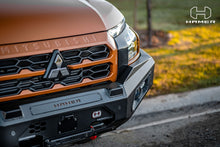 Load image into Gallery viewer, Mitsubishi Triton (2024-Present) Hamer 4x4 King series bull bar for MV
