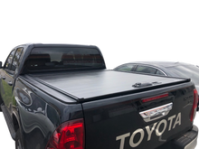 Load image into Gallery viewer, Toyota Hilux (2015-2024) EXTRA CAB GUN Lockable Roller Ute Tray Cover
