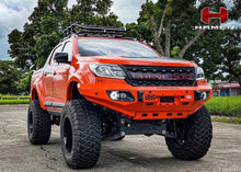 Load image into Gallery viewer, Holden Colorado (2016-2020) Hamer 4x4 King series bull bar

