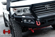 Load image into Gallery viewer, Toyota LandCruiser 200 Series (2008-2015) Hamer 4x4 King Series Plus Bullbar
